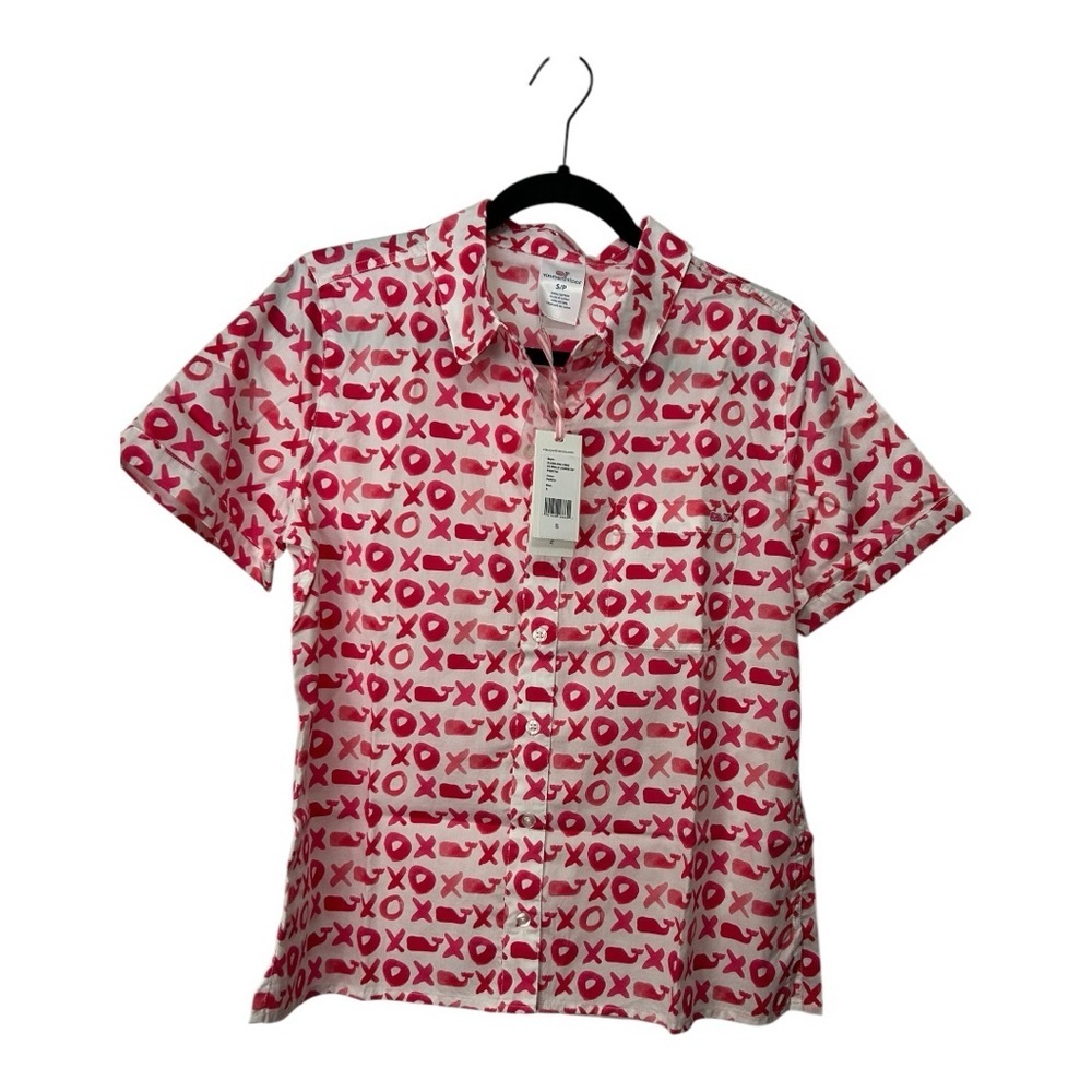 Vineyard Vines White and Pink Casual Button Down Shirt
